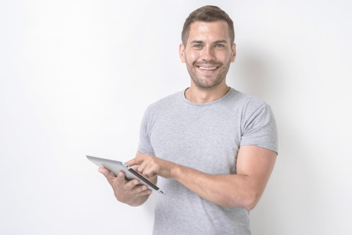 tenavorexilo Team bei der Auszeichnungsverleihung für beste Finanzbildungsplattform 2024